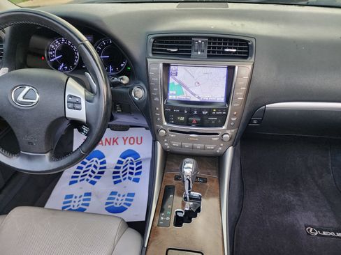 Used 2012 Lexus IS 350C w/ Luxury Pkg RWD image 32