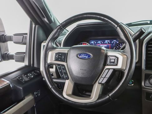 Used 2022 Ford F250 Lariat w/ Tremor Off-Road Package AWD/4WD image 13