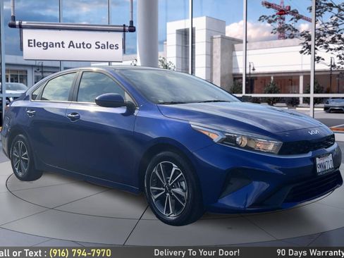 Used 2024 Kia Forte LXS FWD image 3
