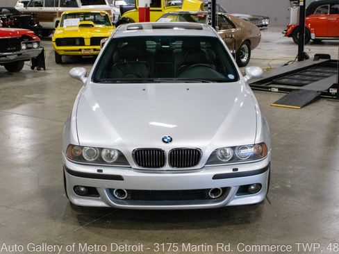Used 2003 BMW M5 RWD image 11