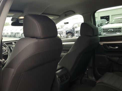 Used 2021 Honda CR-V LX image 13