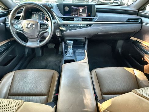 Used 2019 Lexus ES 350 image 8