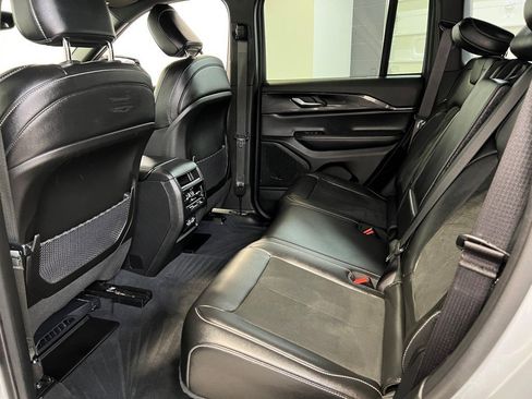 Certified 2023 Jeep Grand Cherokee Altitude image 23