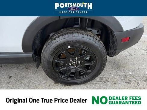 Used 2025 Ford Bronco Sport Badlands image 24