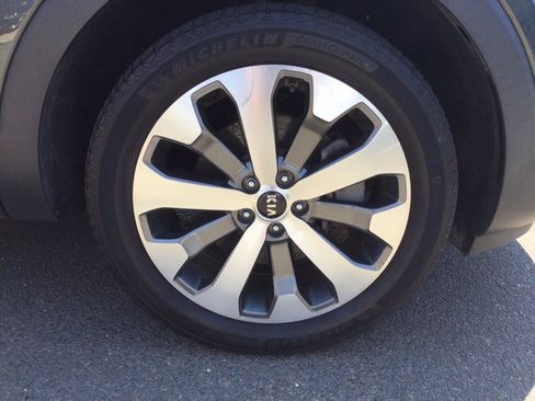 Used 2021 Kia Telluride S AWD/4WD image 51