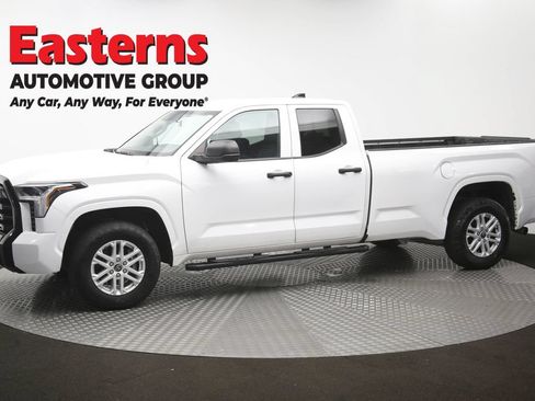 Used 2022 Toyota Tundra SR AWD/4WD image 59