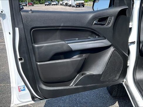 Used 2022 Chevrolet Colorado LT w/ Fleet Safety Package AWD/4WD image 21