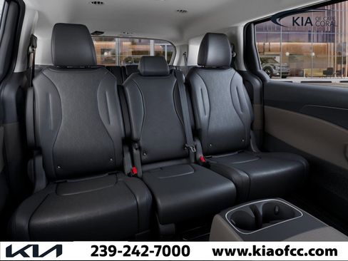 New 2026 Kia Carnival image 16