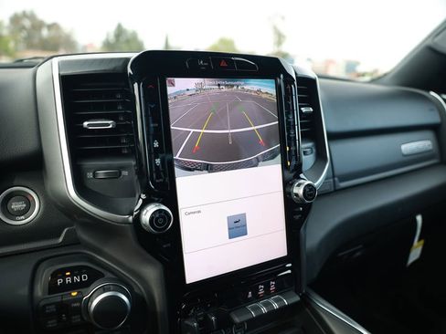 New 2026 RAM 1500 4x4 Crew Cab image 19