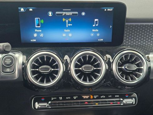 New 2026 Mercedes-Benz GLB 250 4MATIC image 15