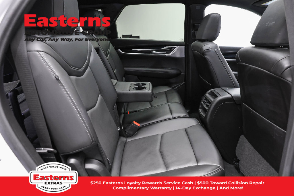 Used 2025 Cadillac XT5 Premium Luxury FWD image 26