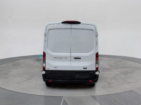Used 2024 Ford Transit 350 148 Medium Roof AWD image 4