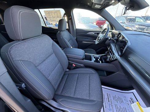 New 2026 Chevrolet Traverse LT image 25