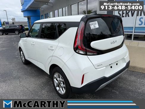 Used 2023 Kia Soul LX w/ Option Group 015 FWD image 13