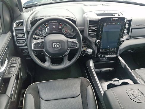 Used 2023 RAM 1500 Laramie AWD/4WD image 21