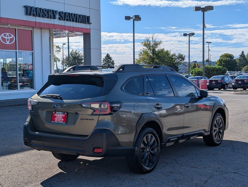 Used 2023 Subaru Outback Onyx Edition AWD/4WD image 8
