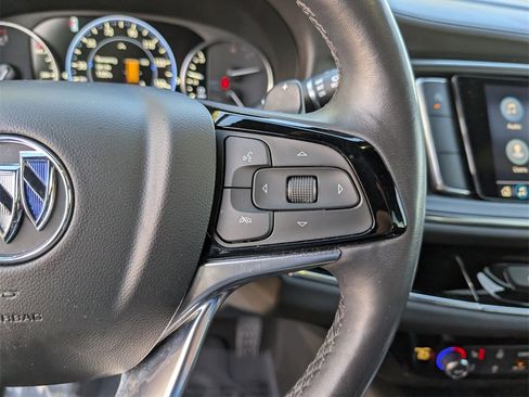 Used 2024 Buick Enclave Avenir image 26