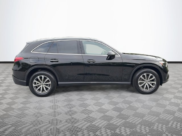 Certified 2025 Mercedes-Benz GLC 300 4MATIC image 8