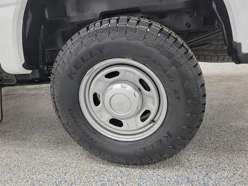 Used 2023 Ford F250 XL w/ XL Off-Road Package image 5