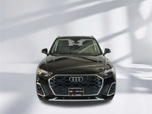 Used 2023 Audi Q5 e Premium w/ Convenience Package AWD/4WD image 19