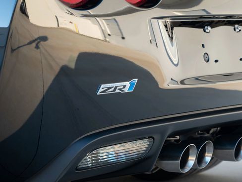 Used 2010 Chevrolet Corvette ZR1 w/ Preferred Equipment Group image 81