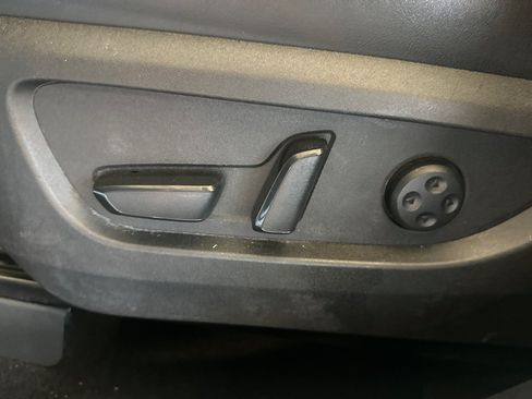 Used 2023 INFINITI QX50 Luxe FWD image 15