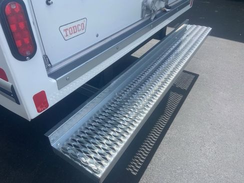 New 2025 Chevrolet Express 3500 w/ Power Convenience Package image 5