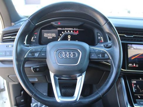 Used 2022 Audi Q7 2.0T Premium w/ Convenience Package AWD/4WD image 19