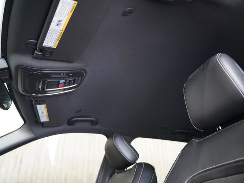 Used 2022 Jeep Grand Cherokee Altitude image 24