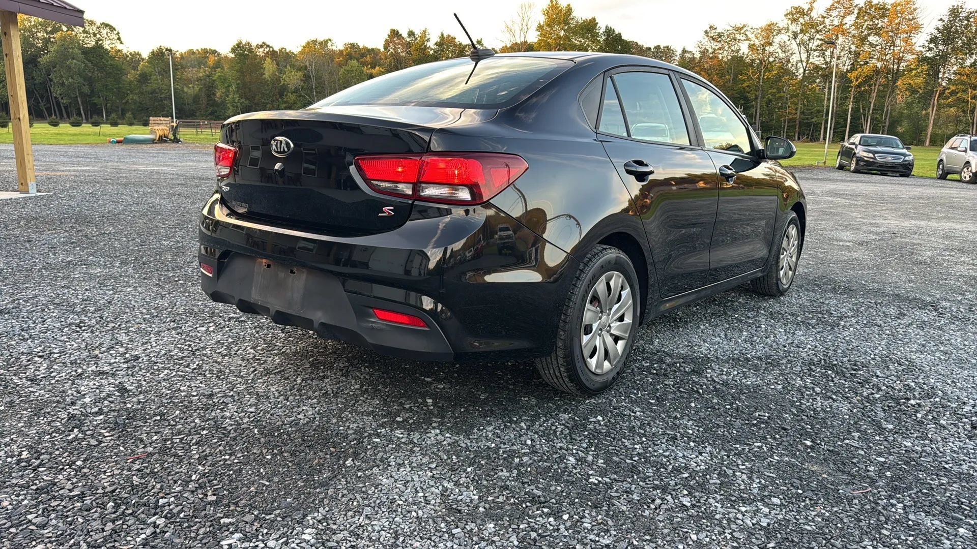 Used 2019 Kia Rio S FWD image 4