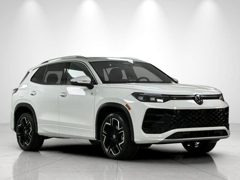 New 2026 Volkswagen Tiguan SEL R-Line AWD/4WD image 7