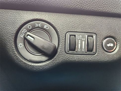 Used 2023 Dodge Challenger SRT Hellcat image 17