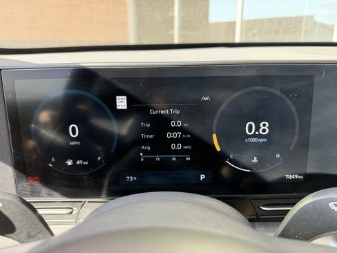 Used 2024 Hyundai Kona Limited FWD image 17