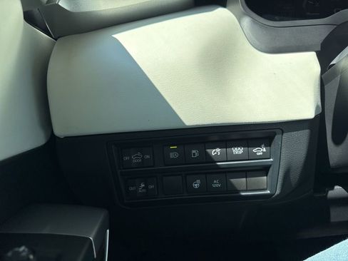 Used 2023 Toyota Tundra Capstone image 28