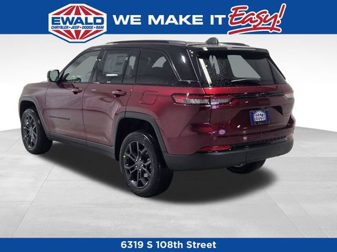 New 2025 Jeep Grand Cherokee Limited image 18