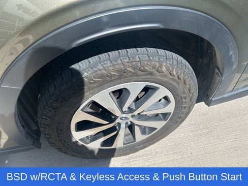 Used 2022 Subaru Outback Premium image 2