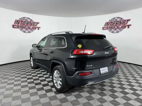 Used 2016 Jeep Cherokee Limited image 5