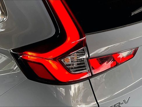 Used 2024 Honda CR-V Sport image 27