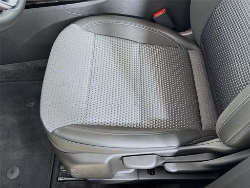 Used 2024 Chevrolet Trax LT w/ Driver Confidence Package image 18