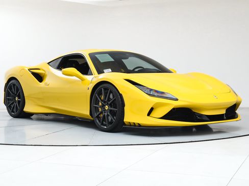 Certified 2022 Ferrari F8 Tributo RWD image 11