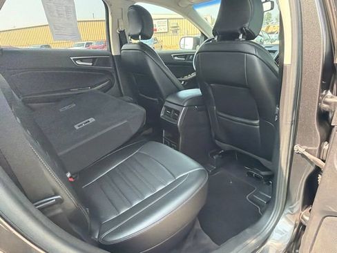 Used 2016 Ford Edge SEL w/ Equipment Group 201A AWD/4WD image 12
