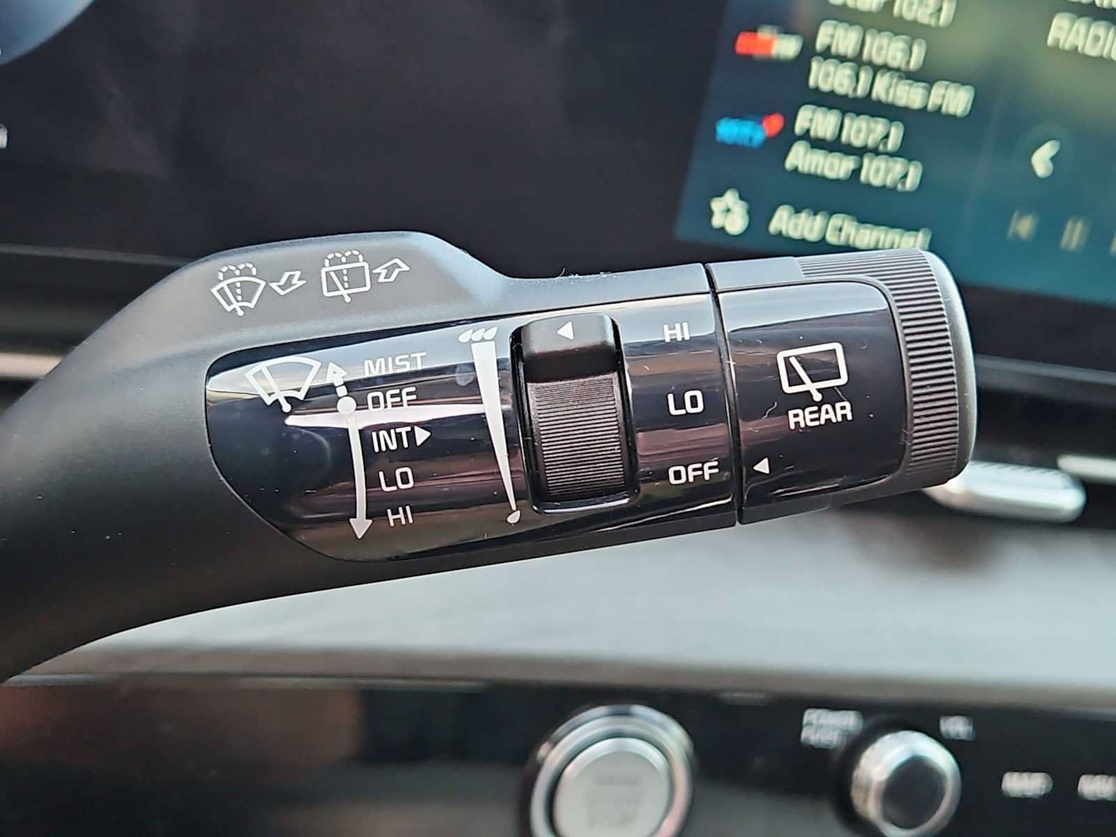 Used 2024 Kia Carnival SX FWD image 19
