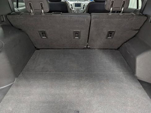 Used 2019 Chevrolet Equinox LT FWD image 14