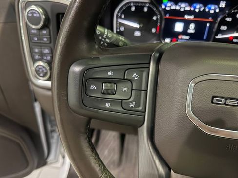 Used 2022 GMC Sierra 2500 Denali w/ Denali Ultimate Package image 16
