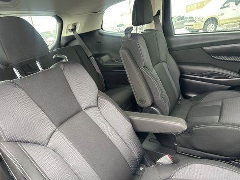 Used 2025 Subaru Ascent Premium image 15