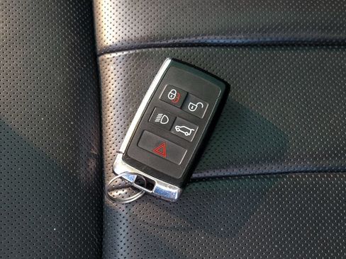 Used 2023 Land Rover Range Rover Autobiography AWD/4WD image 62