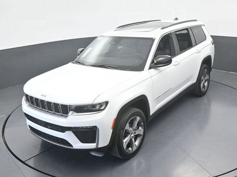 New 2026 Jeep Grand Cherokee L Limited image 44