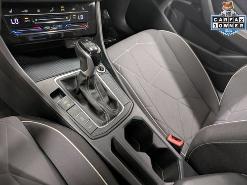 Used 2025 Volkswagen Jetta Sport FWD image 15