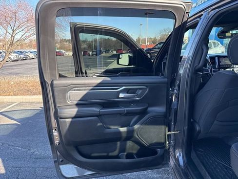 Used 2019 RAM 1500 Big Horn image 29