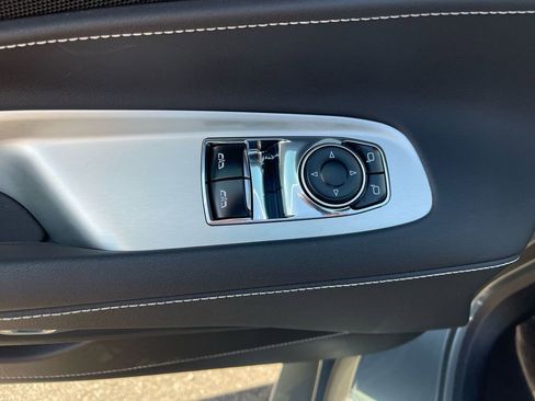 Used 2024 Chevrolet Corvette Stingray Coupe w/ 1LT image 25